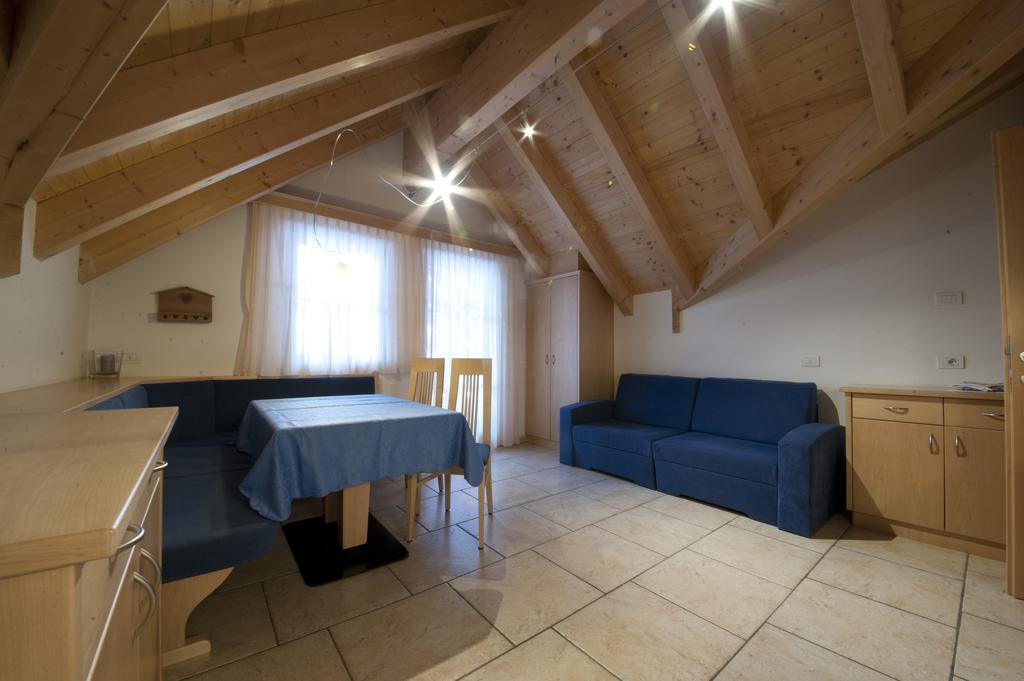 Appartamenti Villa Olympia Corvara In Badia Room photo