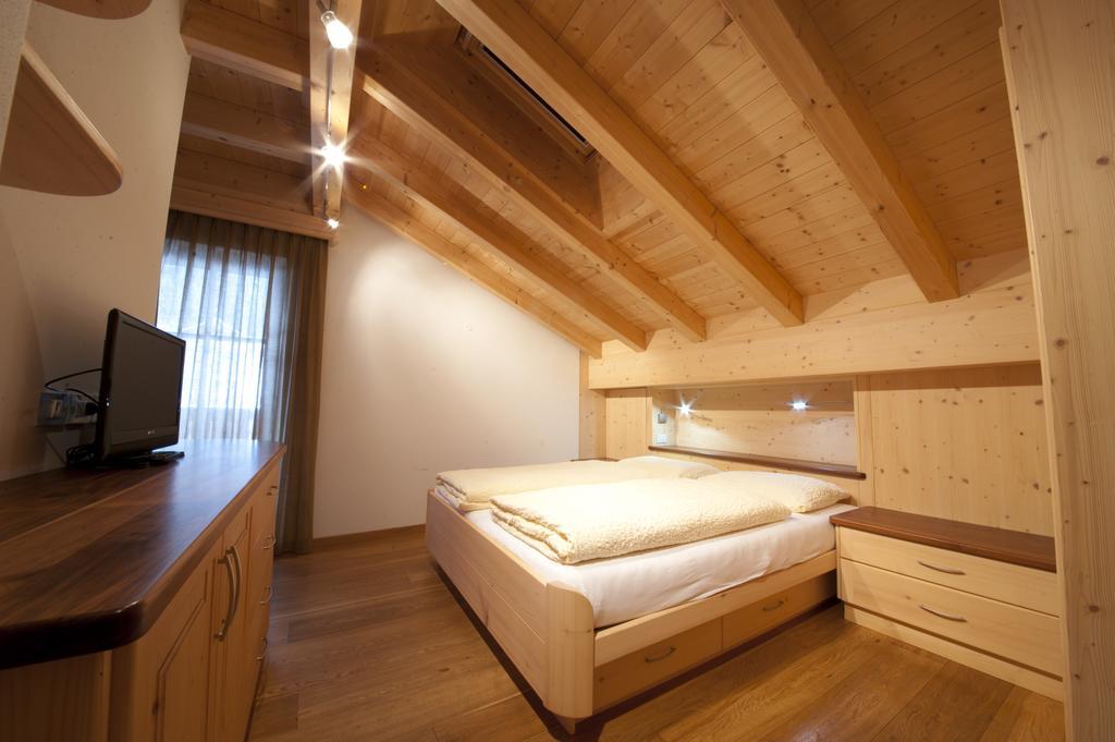 Appartamenti Villa Olympia Corvara In Badia Room photo